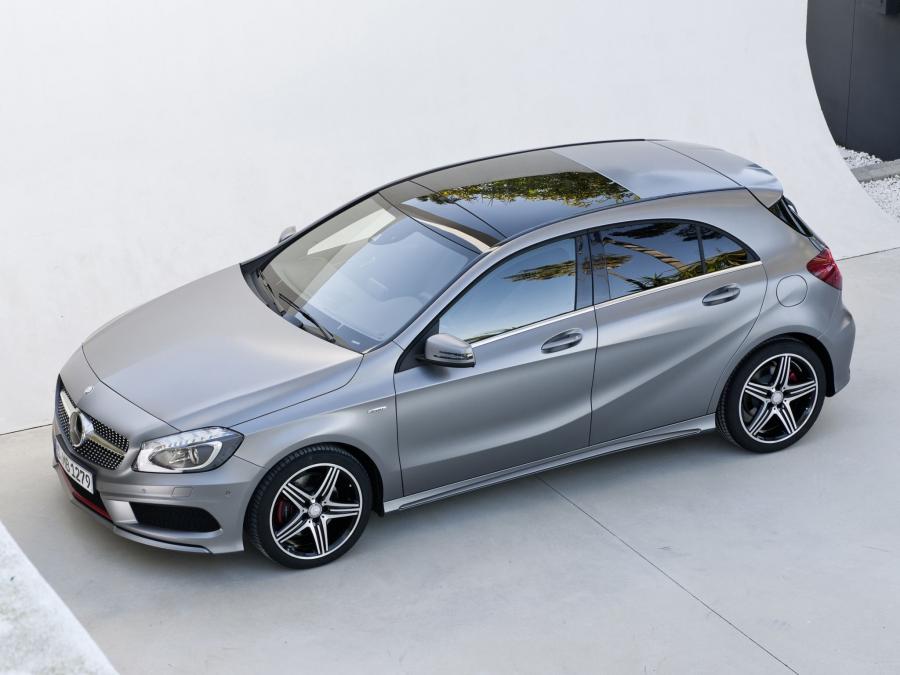  Mercedes-Benz A250 AMG Sport Package 2012 года  (фото 7 из 21)